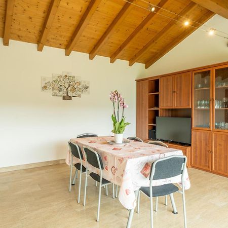 Appartamento Locazione Turistica Tondo-2 Castelveccana Esterno foto